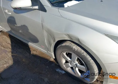 2013 Chevrolet Cruze 1Lt Auto from USA, damaged, VIN 1G1PC5SB6D7287738